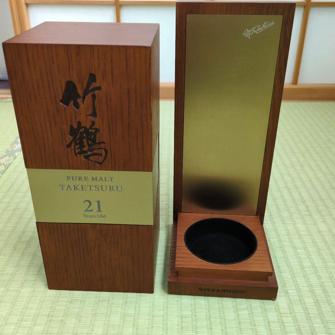 竹鶴 21年 ピュアモルト 700ml 木箱入り