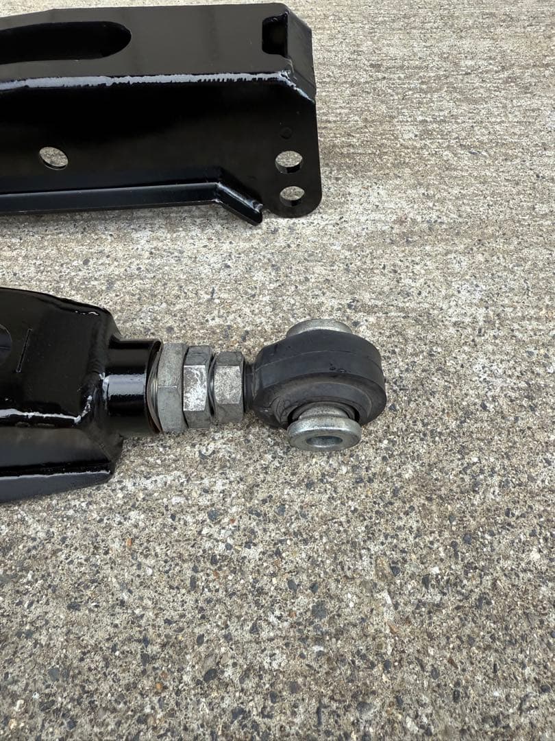 86 BRZ シルクロード　リアロアアーム