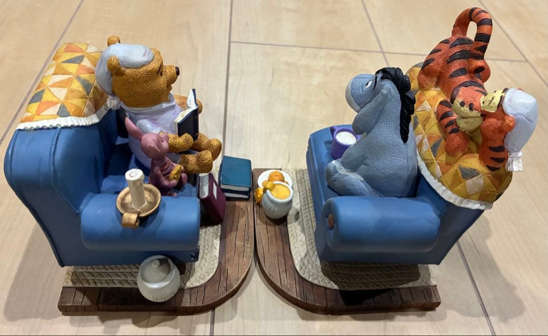 Disney くまのプーさん　ブックエンド　置物