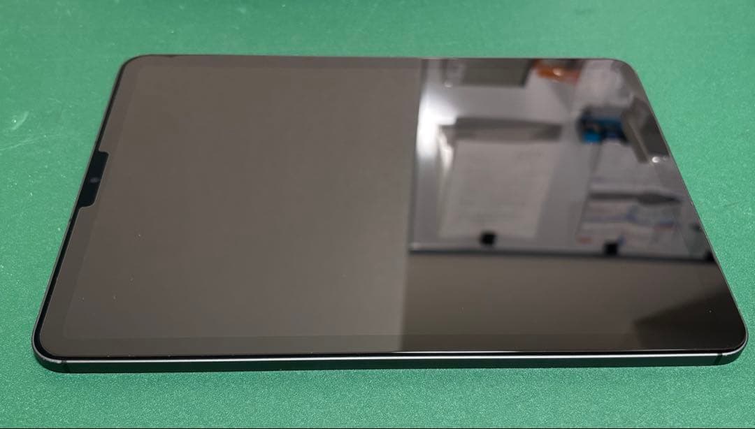 タ*シ様 Apple iPad Air シルバー