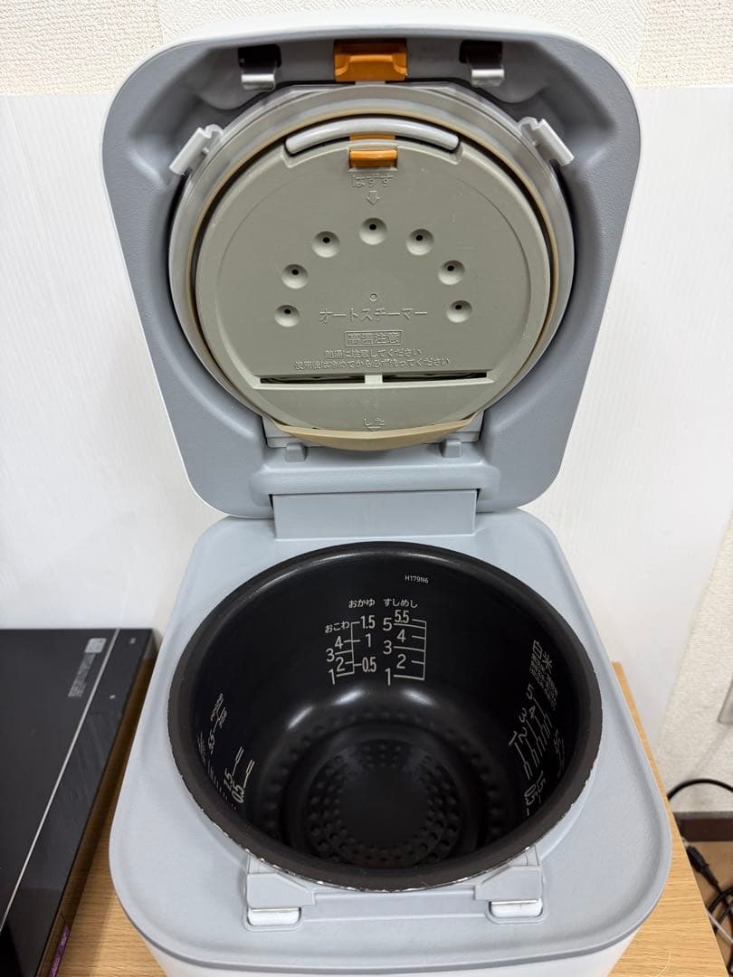 HITACHI IH炊飯器 RZ-V100FM 1.0L /5.5合2023年製