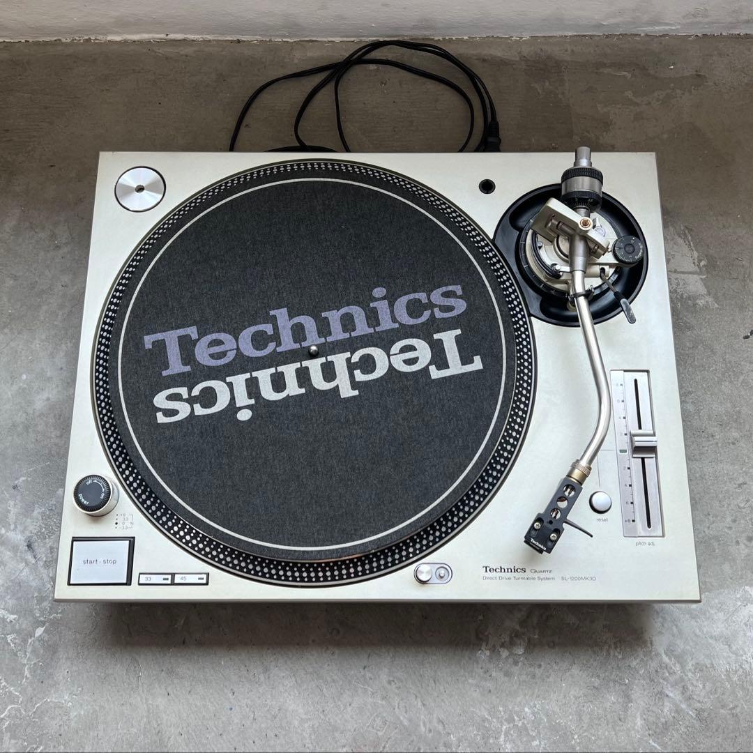 DJ機材 Technics SL-1200 MK3D