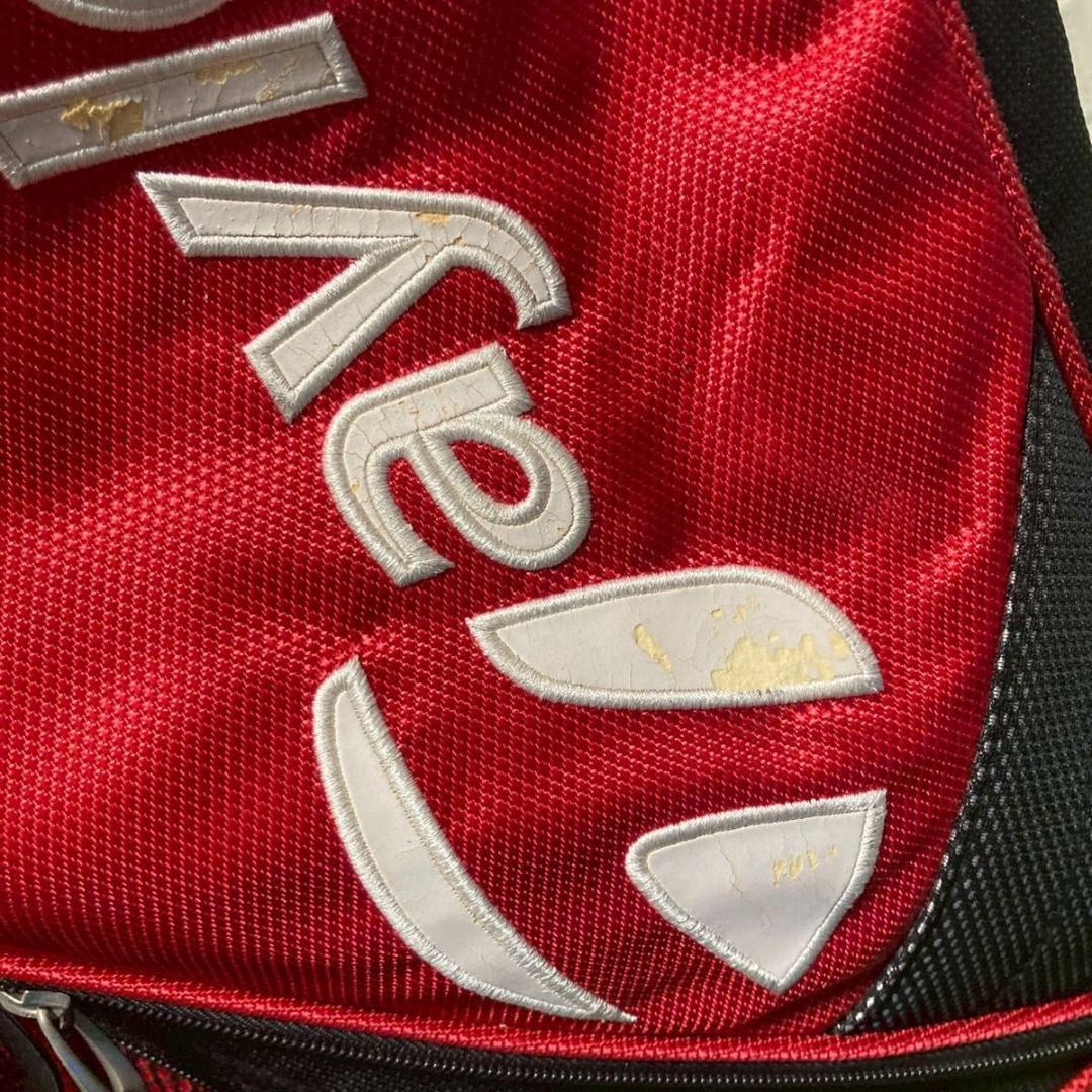 【美品】TaylorMade テーラーメイドキャディバッグ　スタンド式