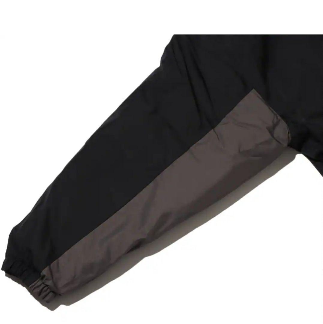 【専用】美品　NIKE　ソロスウッシュ　パファー 黒 ナイロンジャケット 中綿入