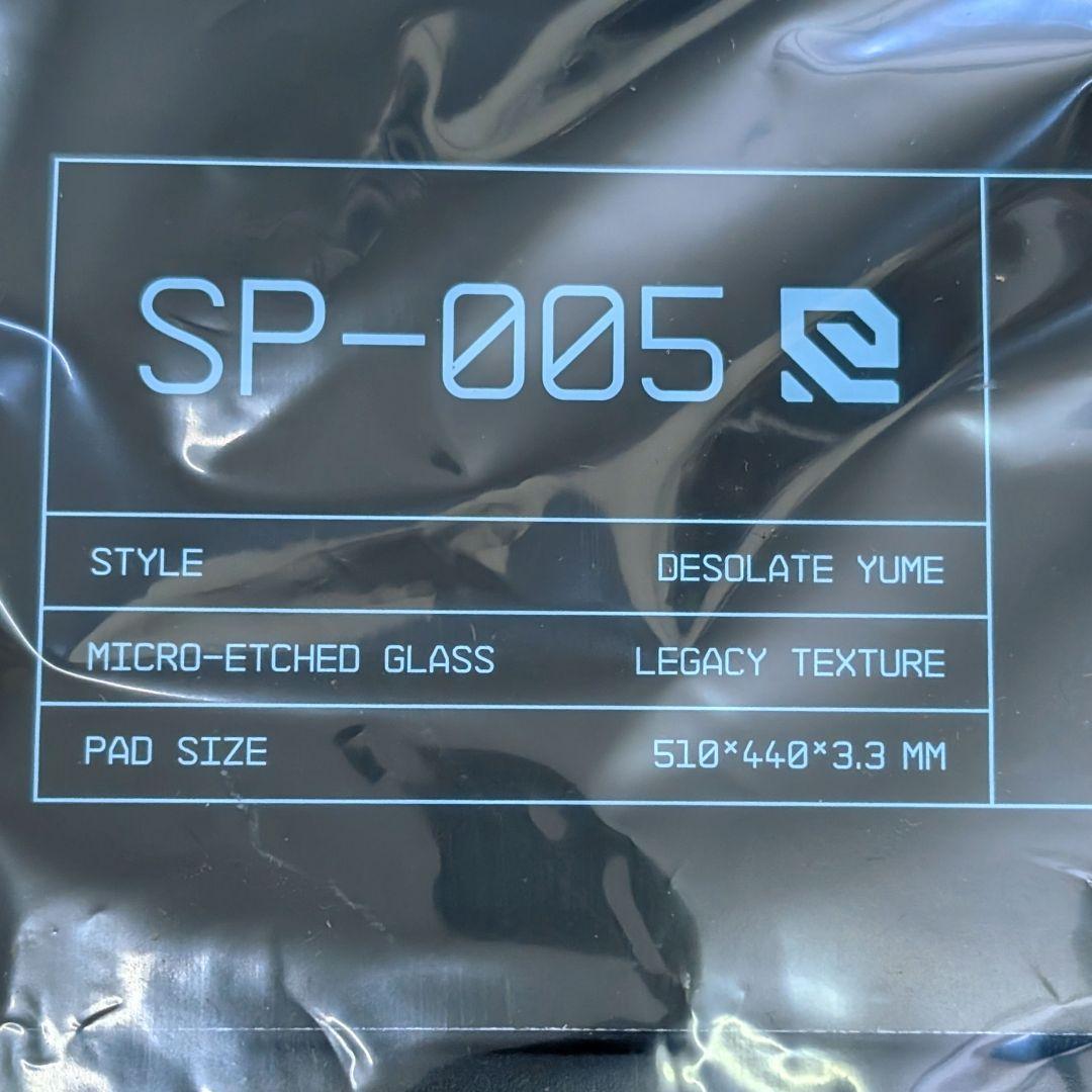 SP-005 Desolate Yume WALLHACK ガラスマウスパッド.