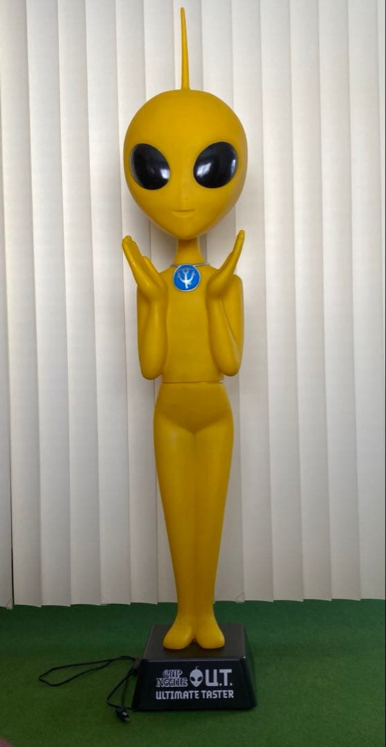 カップヌードル　日清　U.T等身大フィギュア　ライト付き