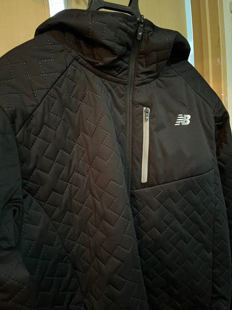 ☆未使用　2025年モデル　ニューバランスゴルフウェア アウター 防風 中綿