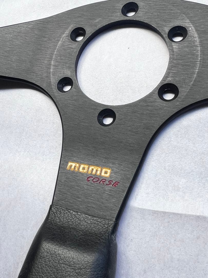 希少　ランチアデルタ EVO2 純正ステアリングMOMOコルサ