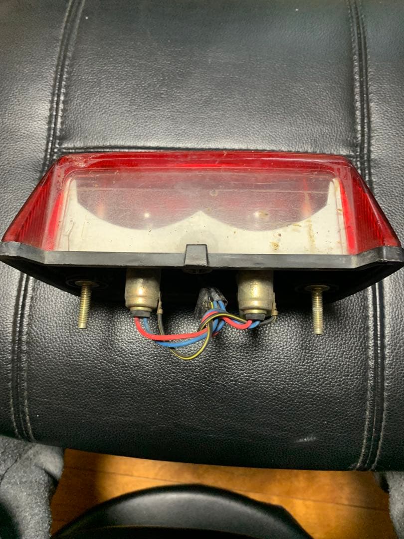 あさん専用ゼファー400 テールランプ