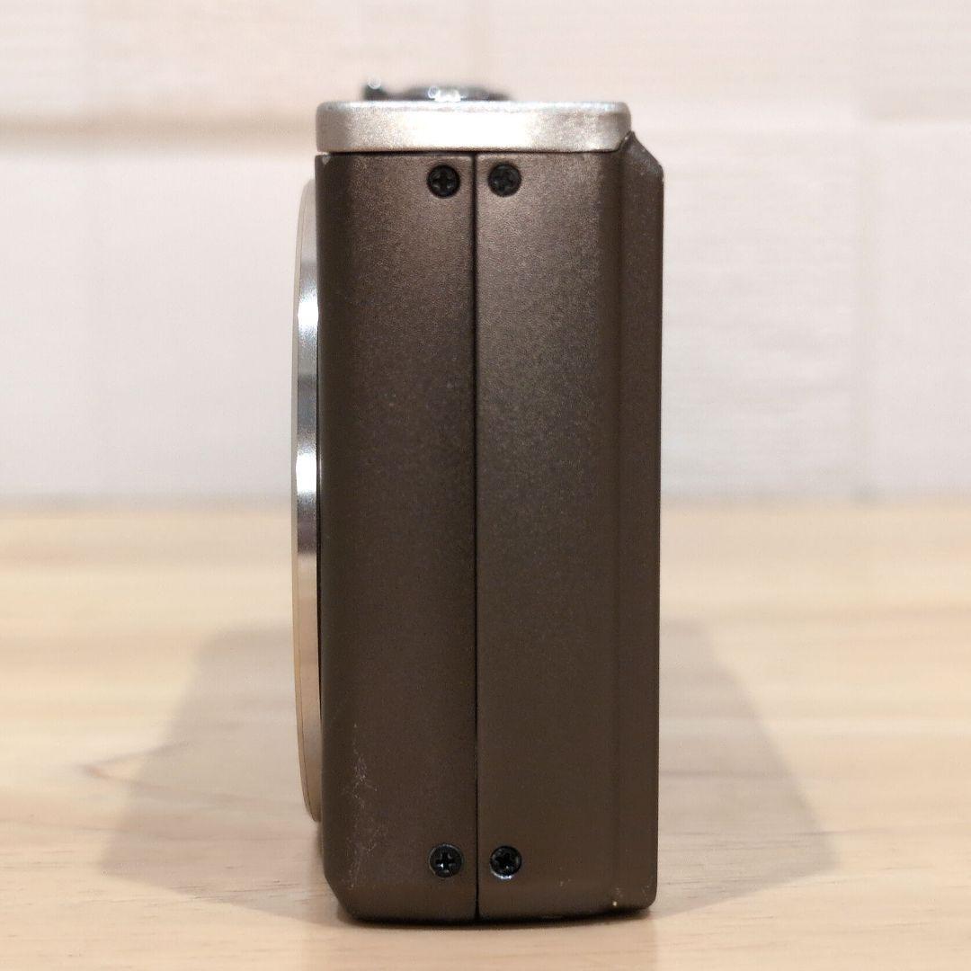 RICOH R10 / 純正充電器 ・ 純正バッテリー