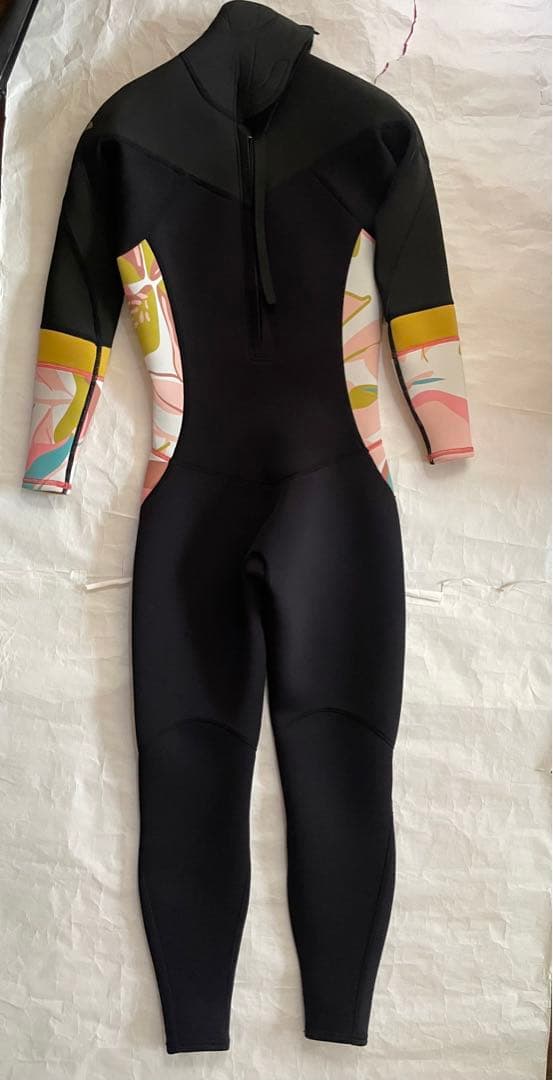 新品 ROXY ロキシー ウェットスーツ フルスーツ 2.5mm/2mm S