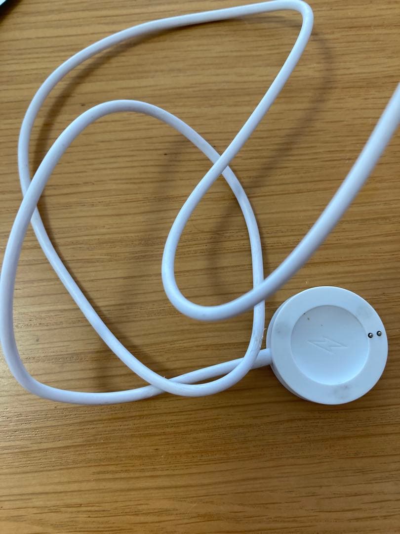 スマートウォッチ　ゴールド　キラキラ　フォッシル