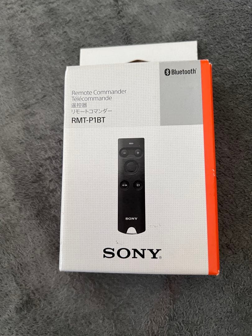 SONY zv1白　グリップ黒付き