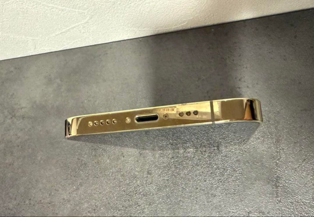 iPhone 12pro【256GB】本体