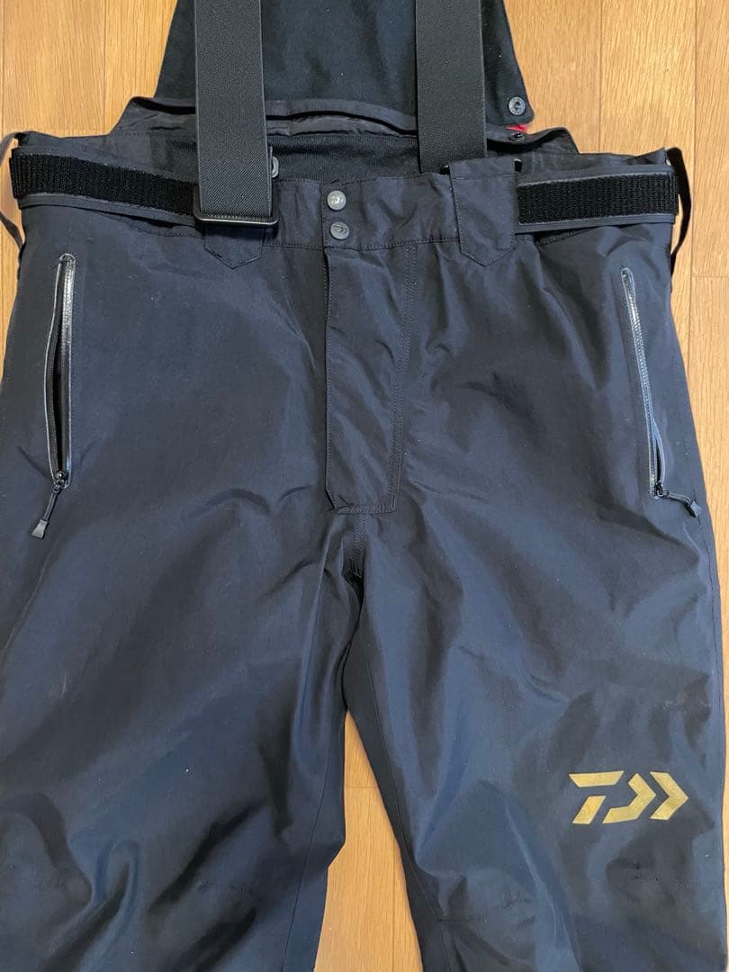 【中古美品】ダイワ ゴアテックス プロダクト ハイロフト ウィンタースーツ