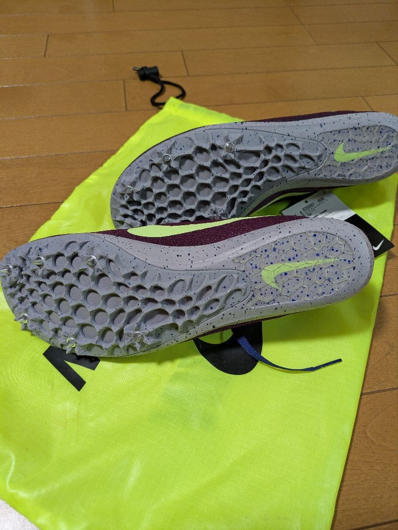 （値下げ中）Nike スパイクシューズ パープル/グリーン