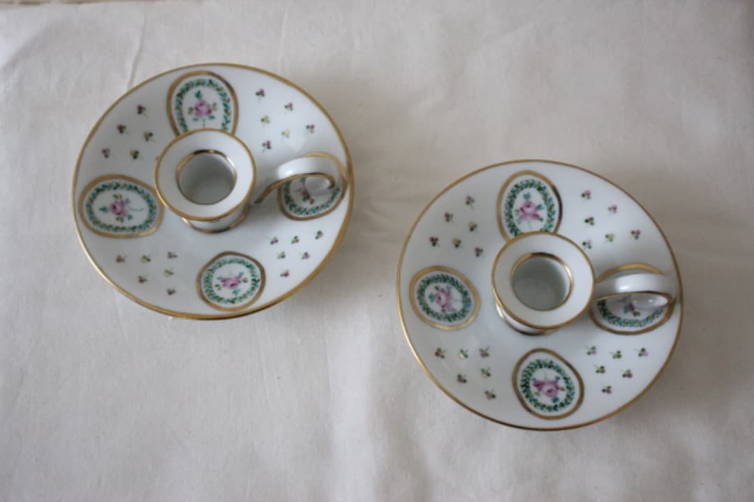 陶磁器製　金彩花柄　ハンドペイント　チャンバースティックキャンドルホルダー　ペア