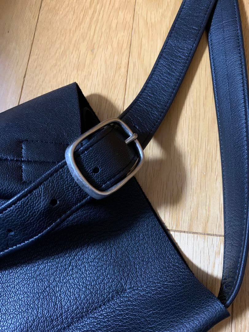 ATELIER 4.5 黒 レザー ショルダーバッグ