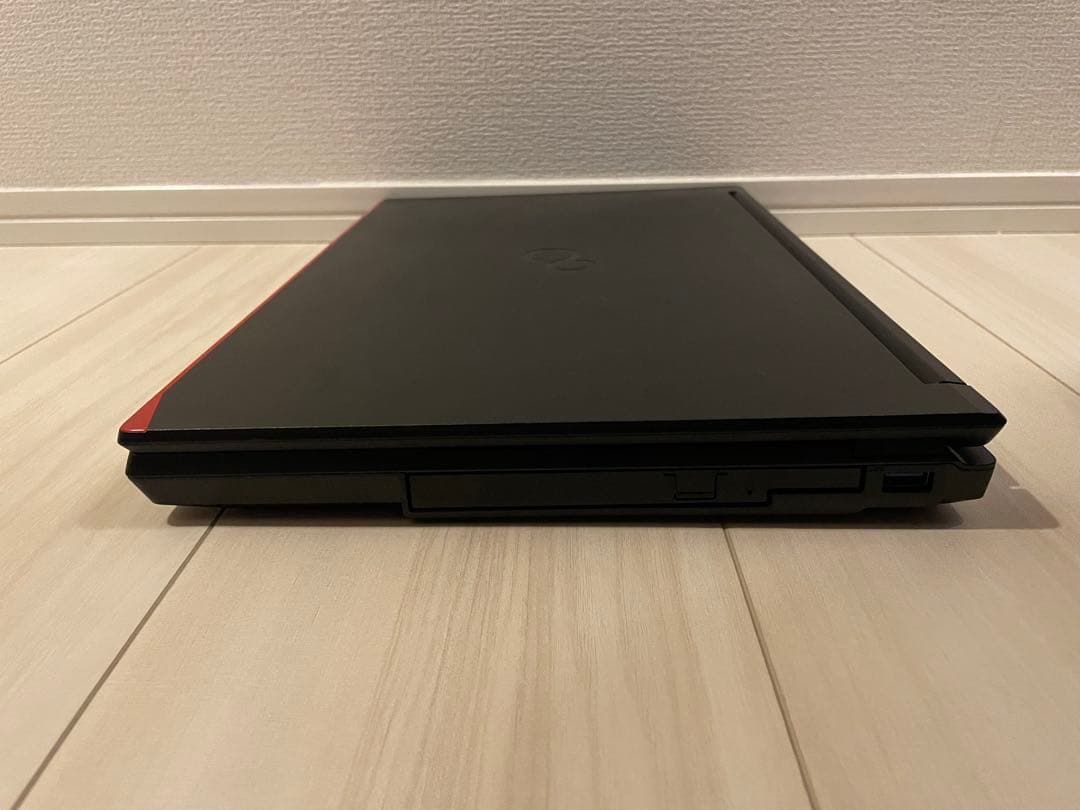 富士通 A5512/K i5 12世代 256GB Office