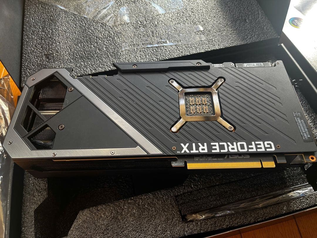 グラフィックボード・グラボ・ビデオカード Asus Rog Strix RTX3090 24GB OC