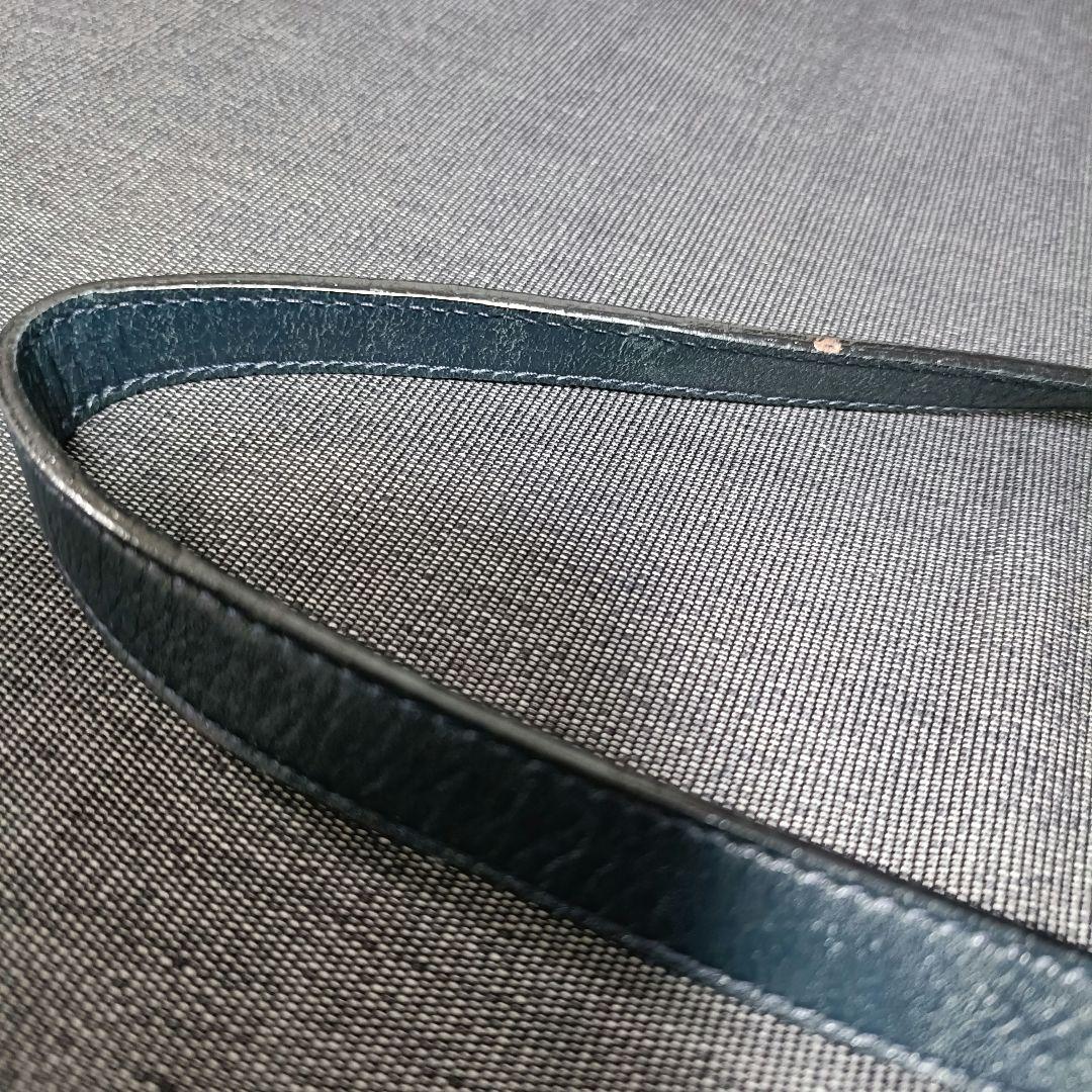 SalvatoreFerragamo ガンチーニ ショルダーバッグ レザー