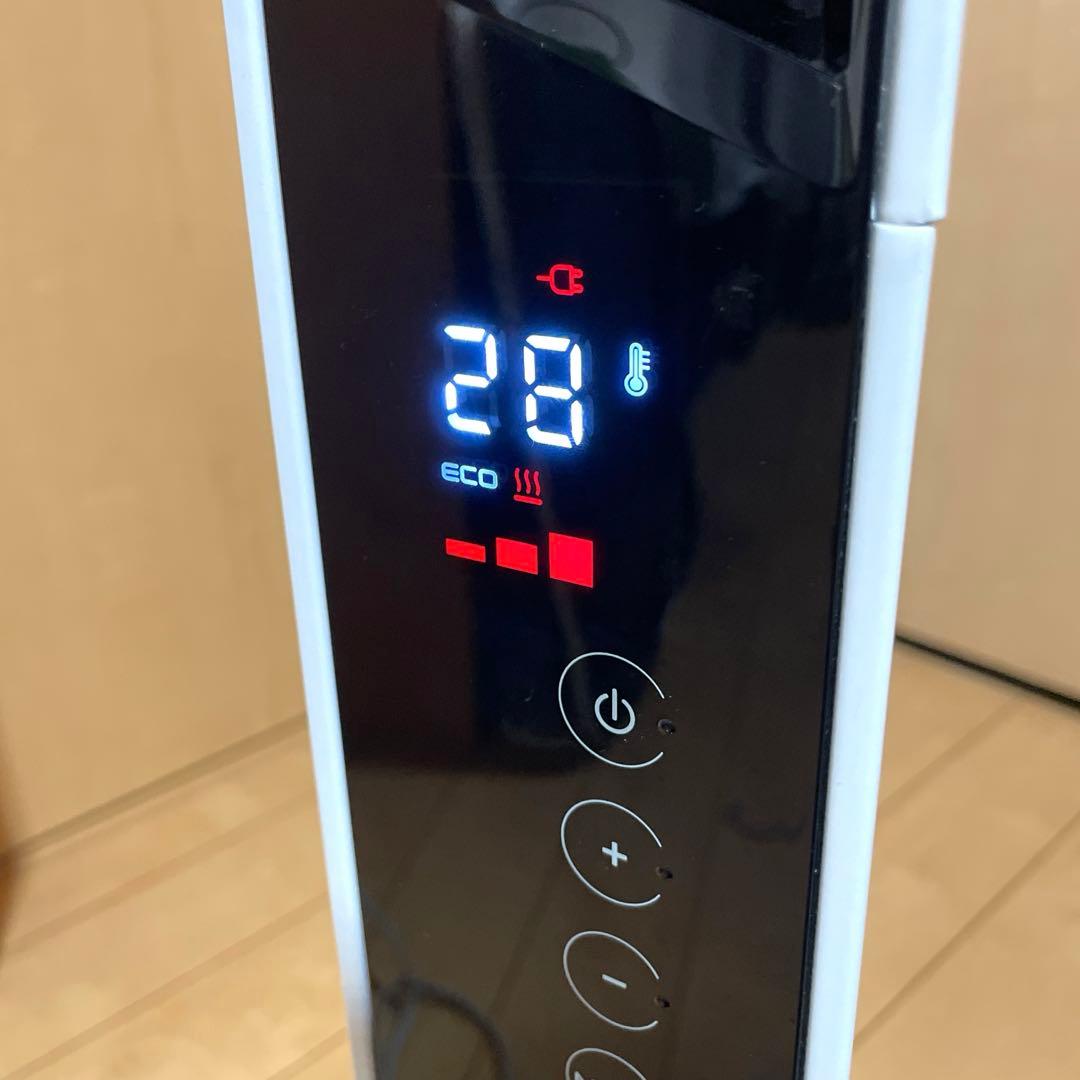 #657 DeLonghiデロンギ　HXJ60L12 （ホワイト）