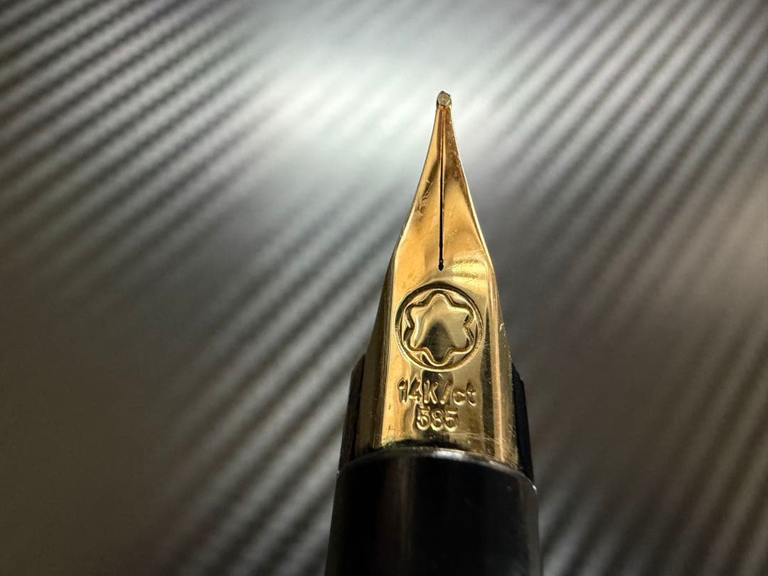 極美品 モンブラン クラシック ブラック F 細字 万年筆