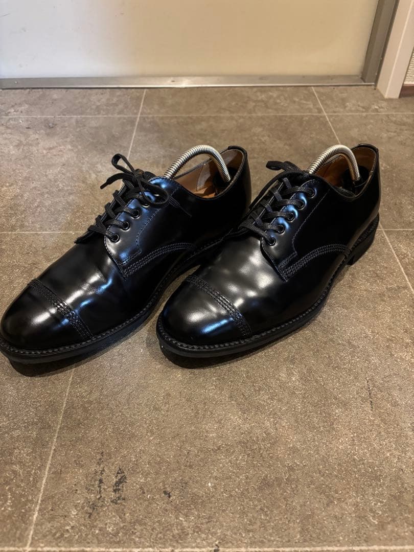 黒 レザー レースアップシューズ