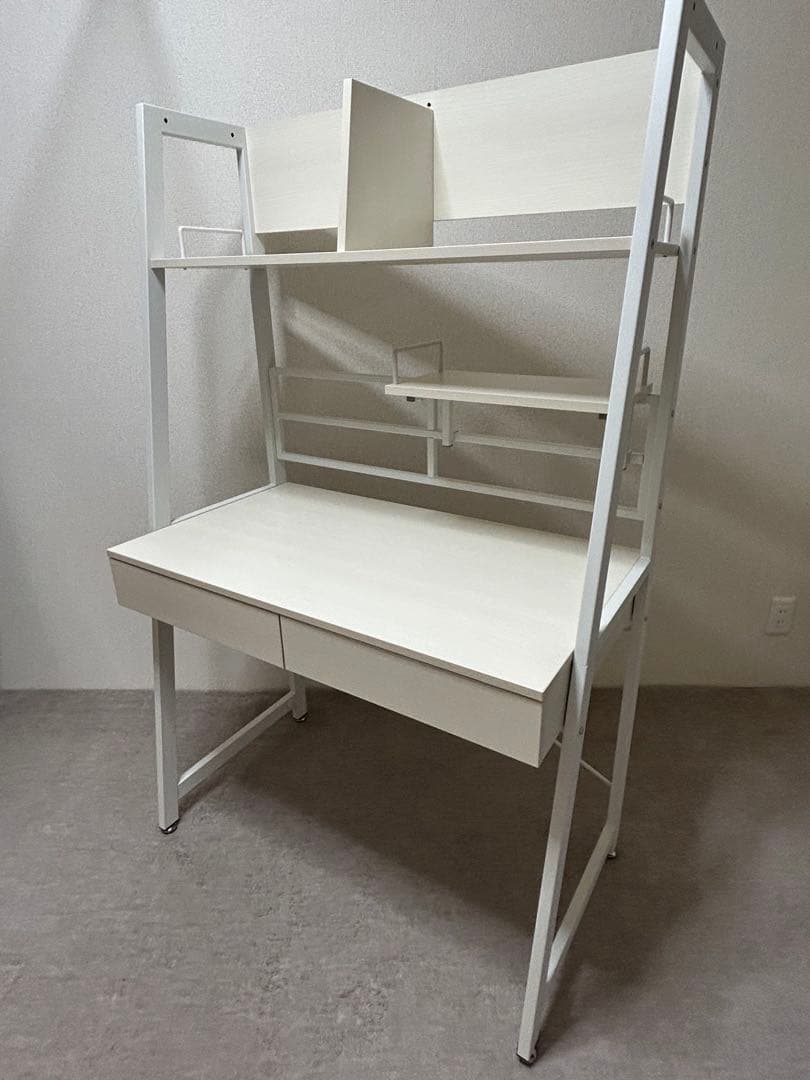 ニトリ省スペースデスクRB001 (ホワイト)