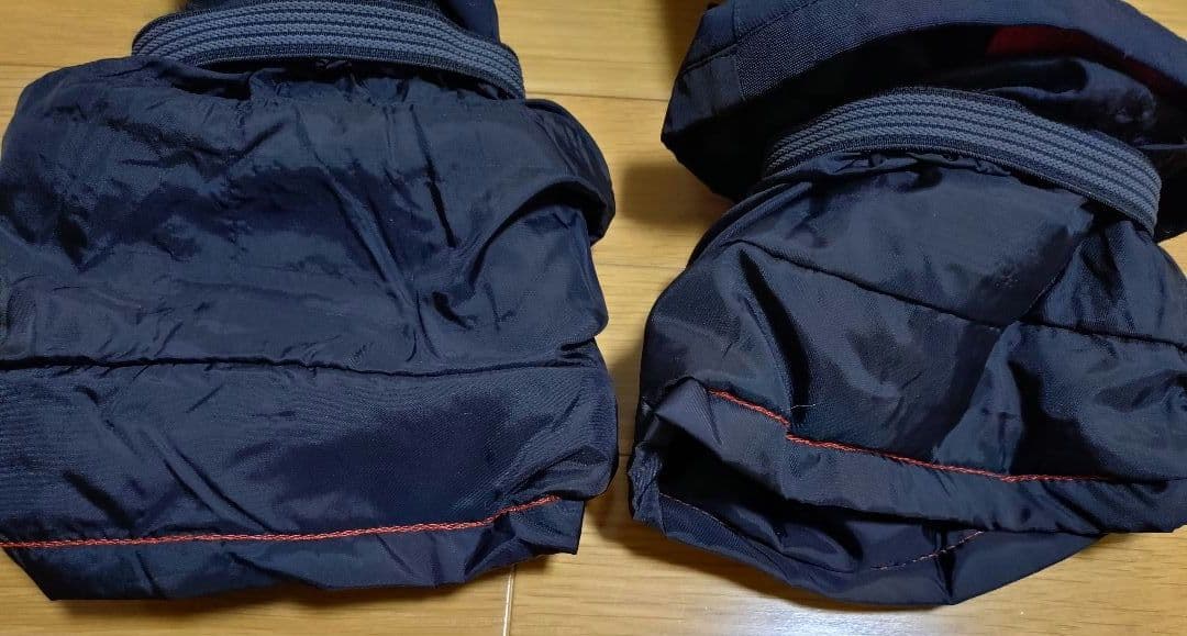 Burton 子ども用スノーボードウェア上下セット　120cm、140cm