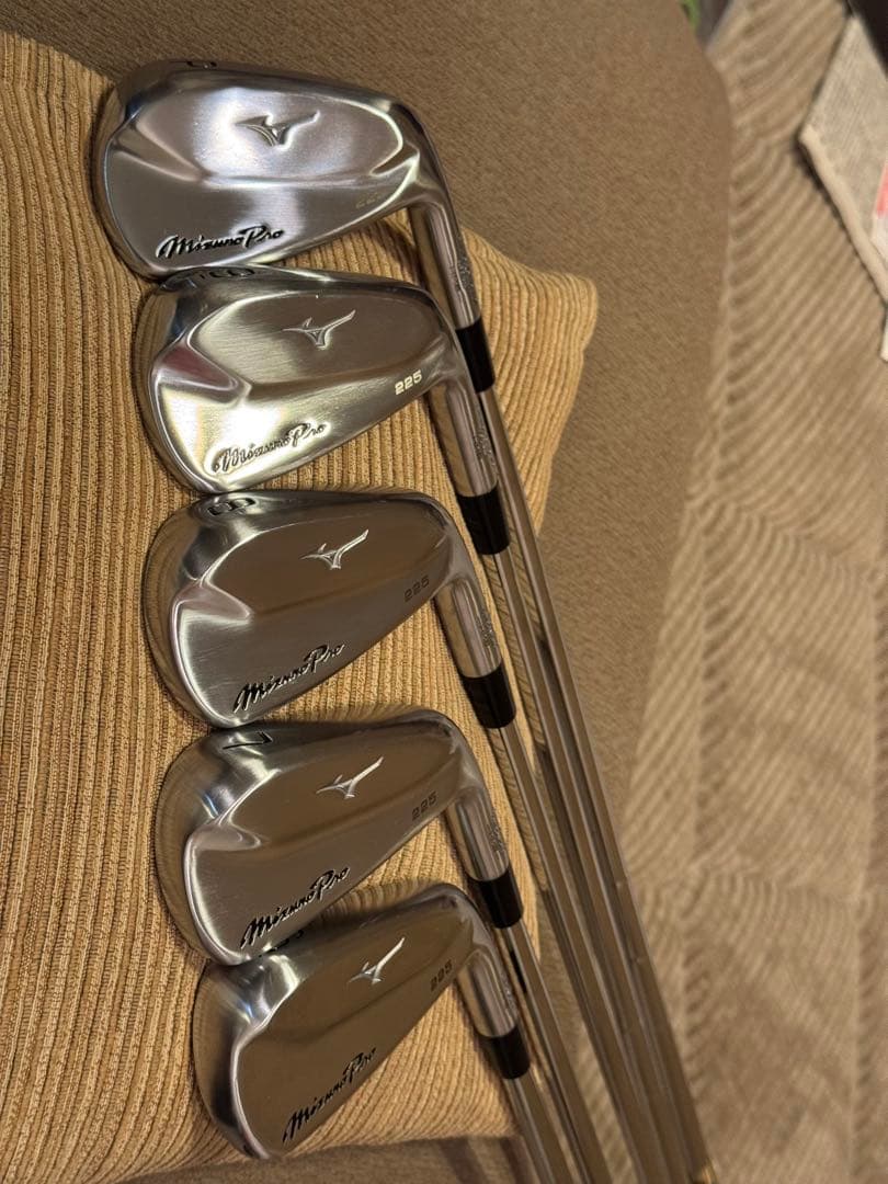 超美品 ミズノプロ 225 DG R300 6番からPW 5本セット