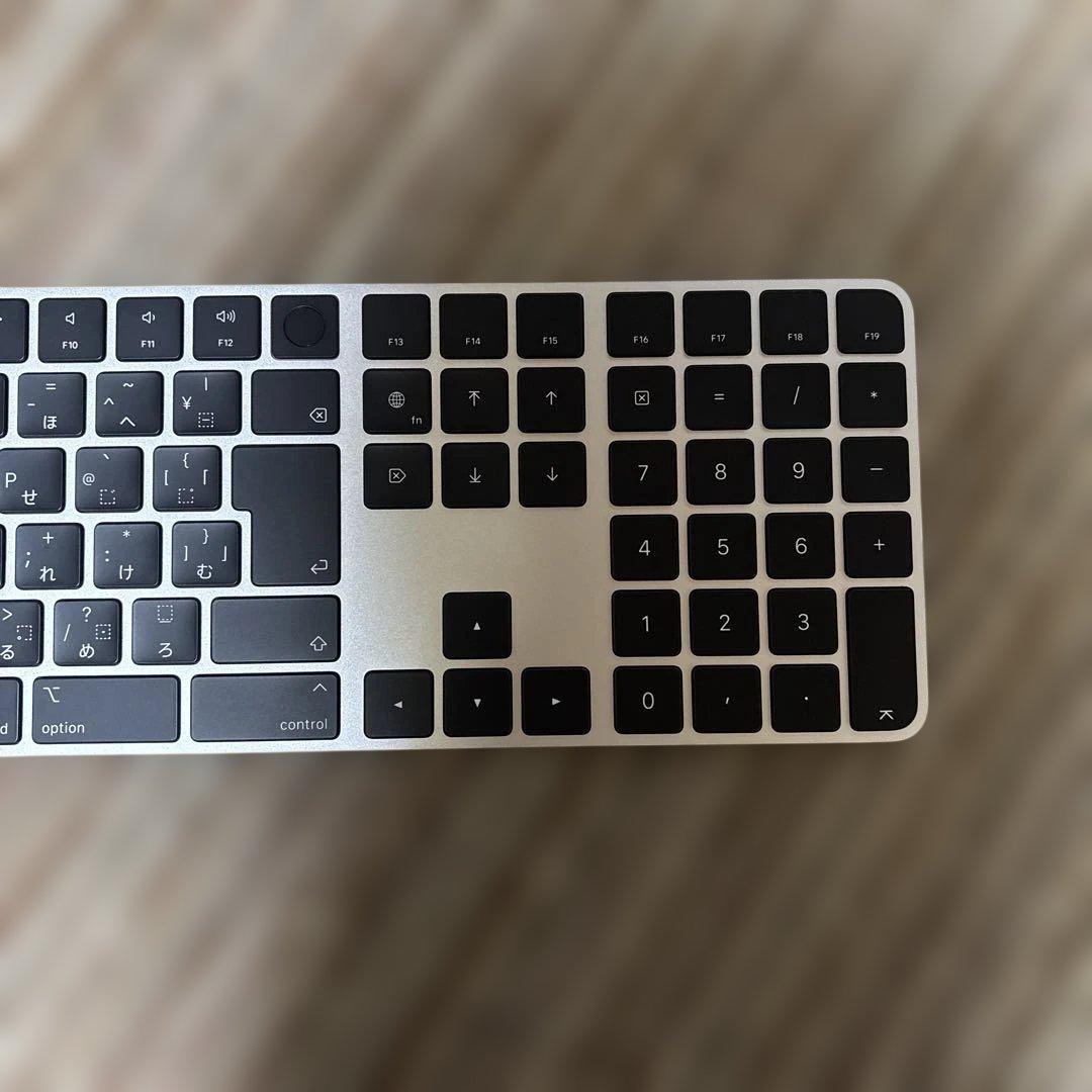 キーボード Apple Magic Keyboard touch id Lightning