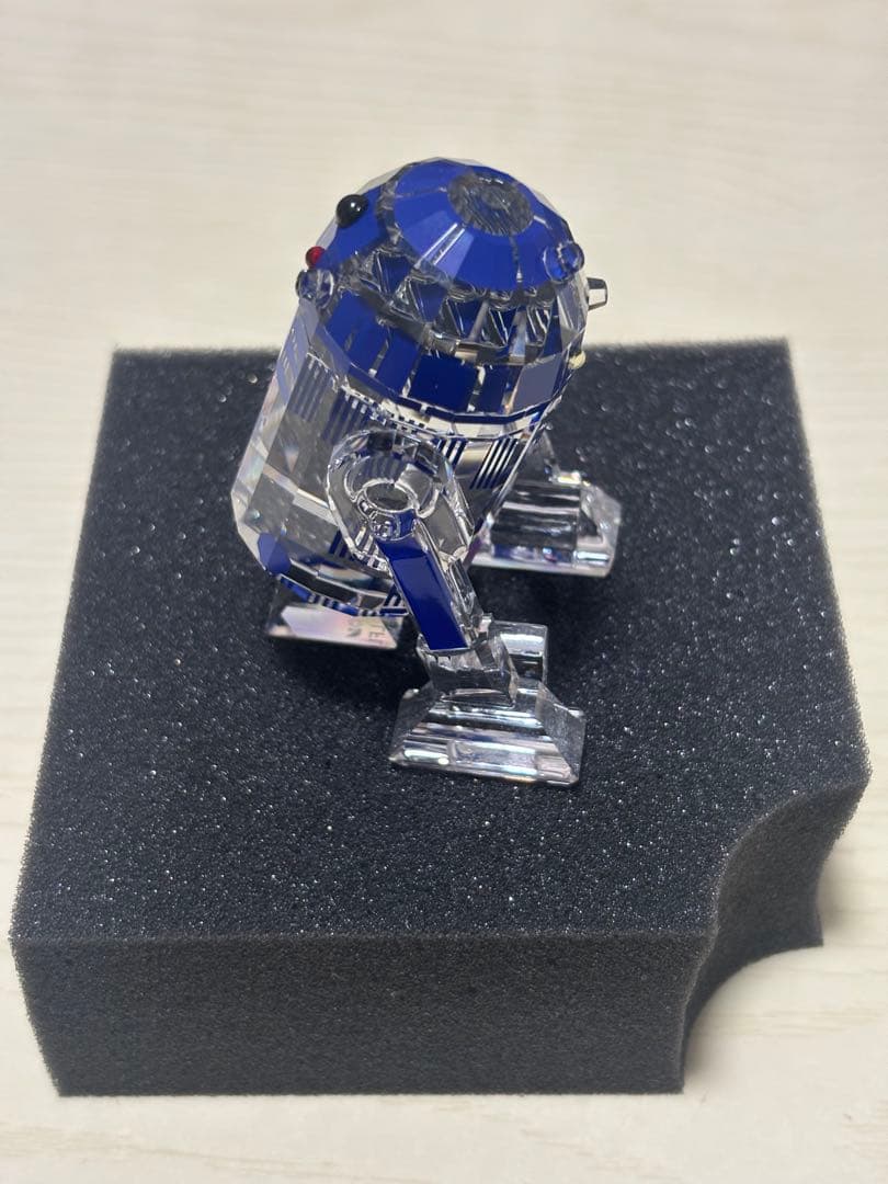 スワロフスキー R2D2クリスタル置物 (スターウォーズ)