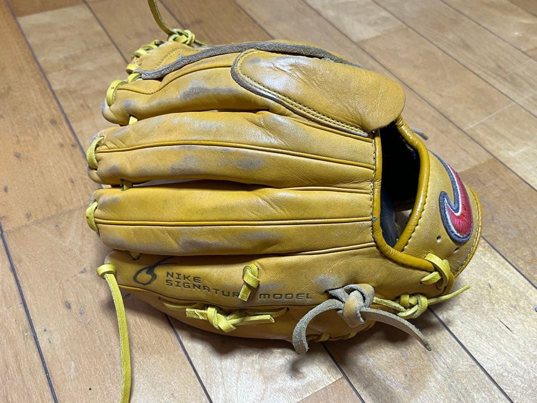 超稀少 Nike Signature Model 軟式グローブ イエロー