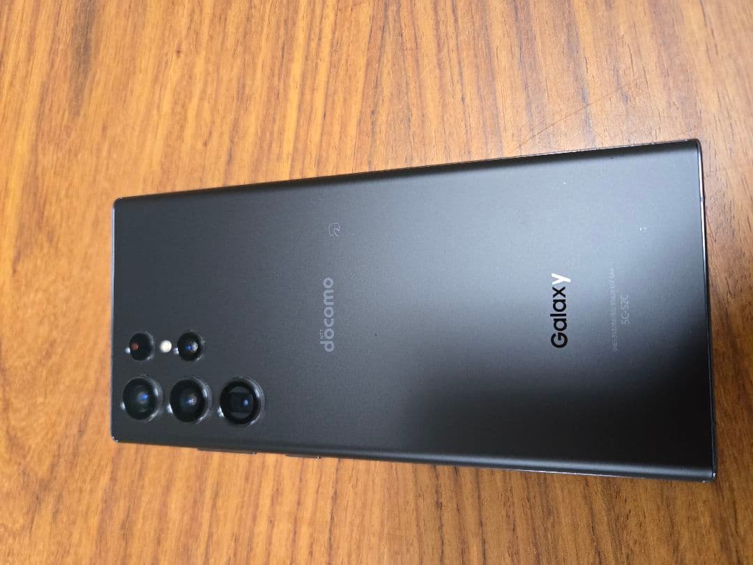 docomo Galaxy S22 Ultra ブラック