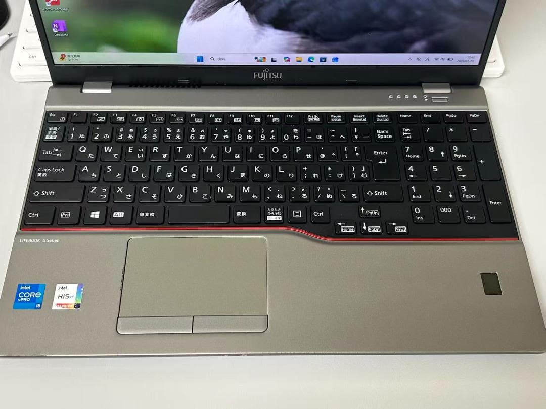 富士通ノートPC Windows11 i5-11世代 SSD office付き