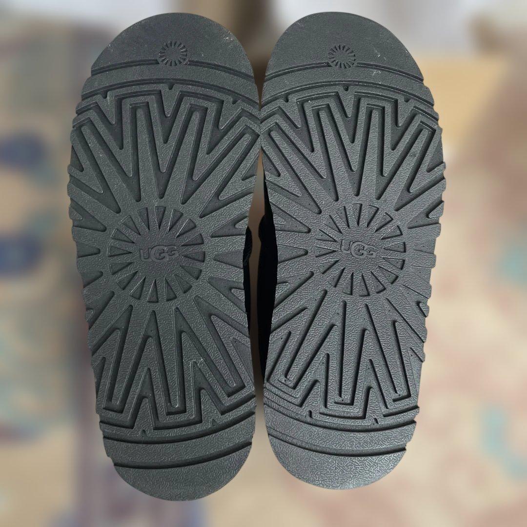 UGG メリージェーンレザー　サイズ25㎝