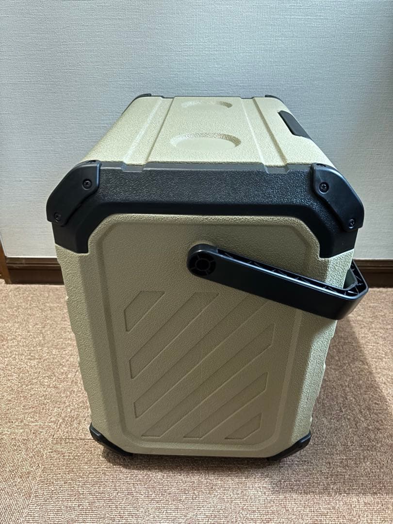 【ほぼ新品】車載冷蔵庫 ポータブル冷蔵庫 EENOUR D18 18L