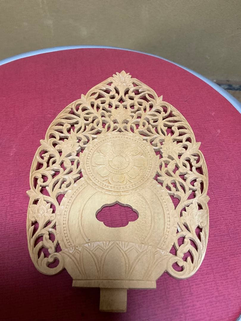 仏像／楠造り・阿弥陀如来座像　新品・現状品【高さ33cm 幅／12cm 美品】。