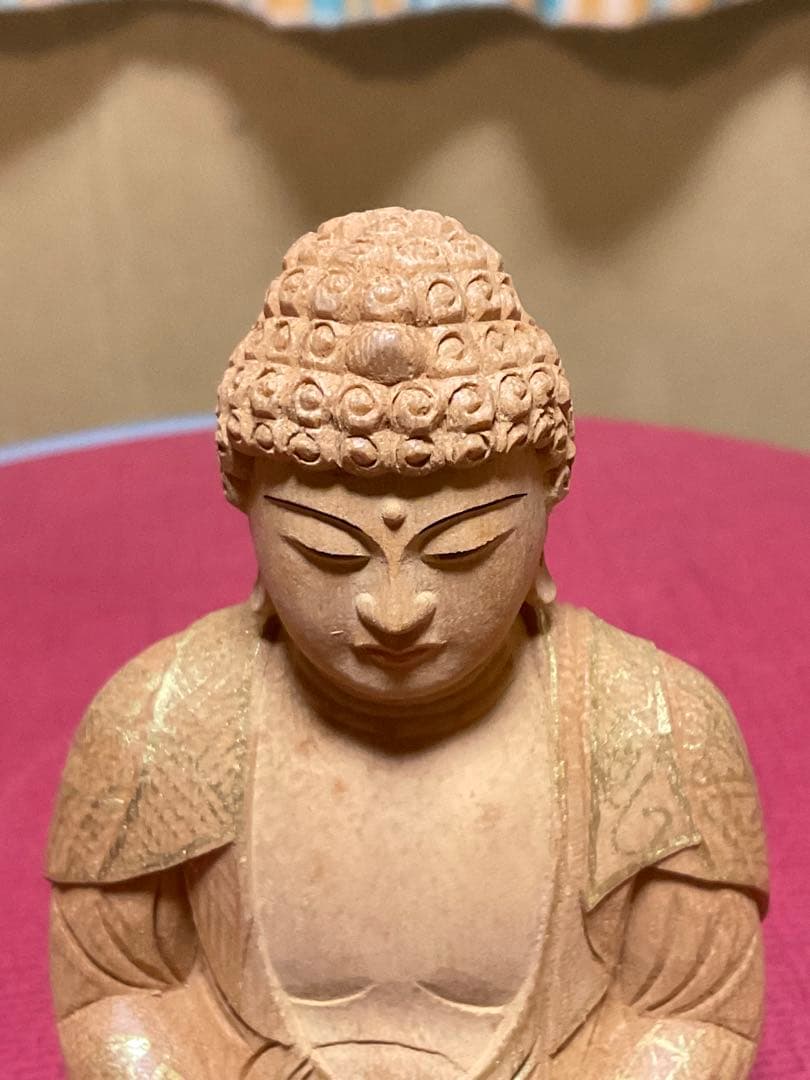 仏像／楠造り・阿弥陀如来座像　新品・現状品【高さ33cm 幅／12cm 美品】。