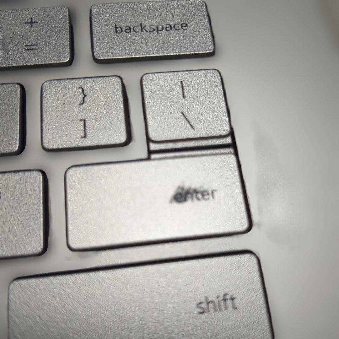 Dell Inspiron 14 5402 USモデル