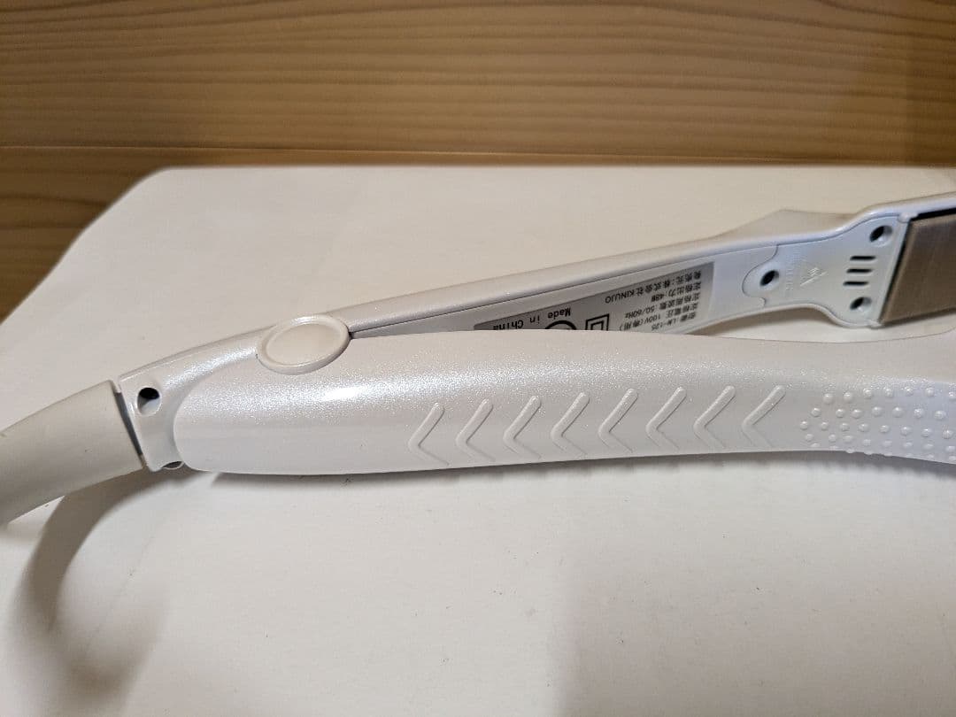 【美品】絹女 KINUJO ストレートヘアアイロン LM-125