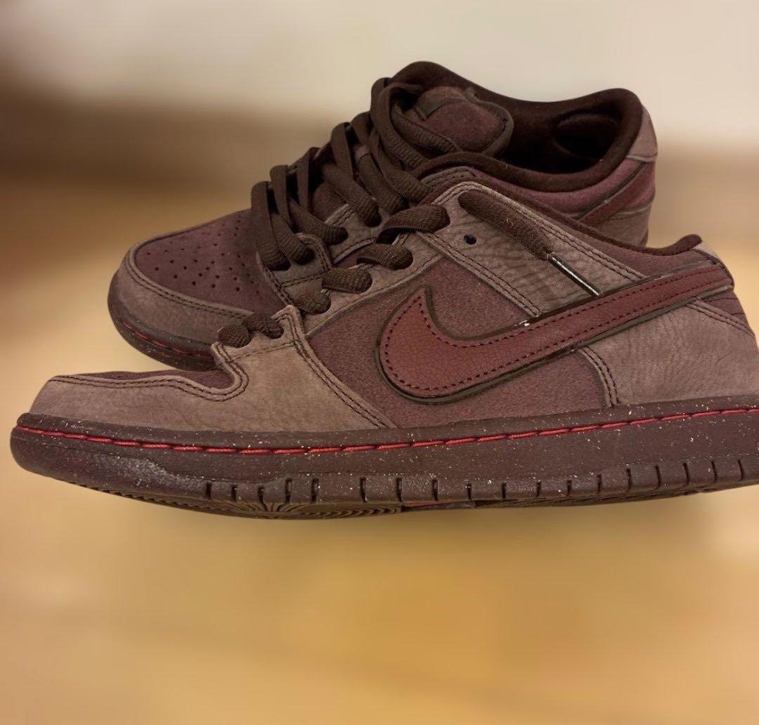 Nike sb バーガンディ