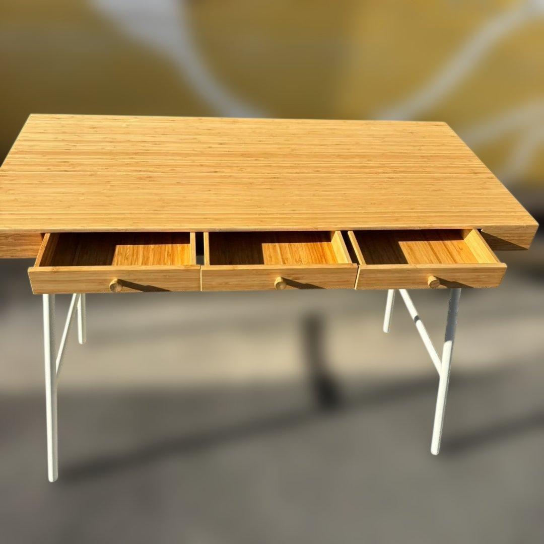 ◇引き出し付きデスク IKEA　リルオ－センLILLÅSEN