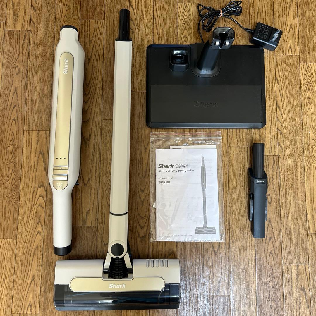 Shark コードレススティッククリーナー　CS100J