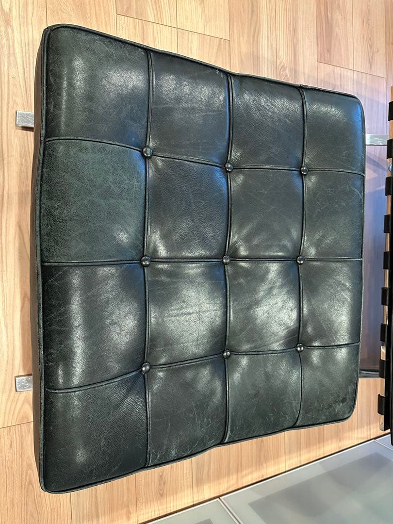 世田谷区引き取り限定　バルセロナチェア　チェア＋オットマンセット