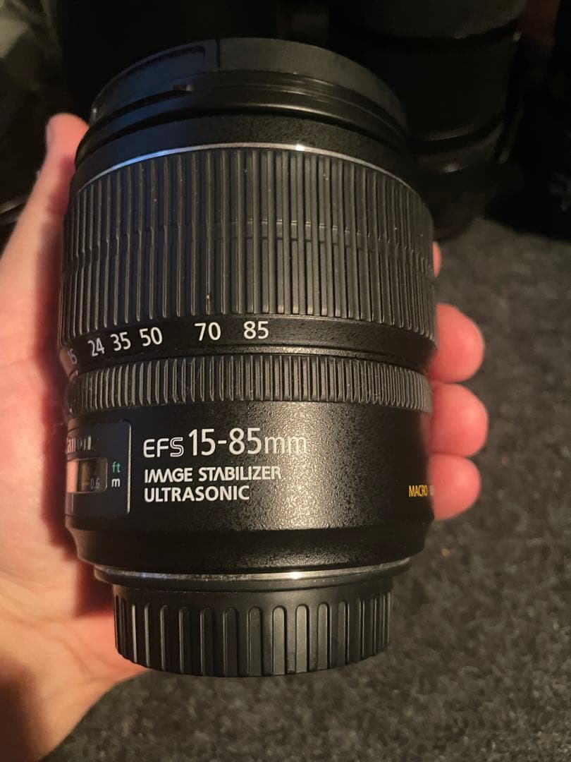 EFS 15-85mm 手ブレ補正レンズ