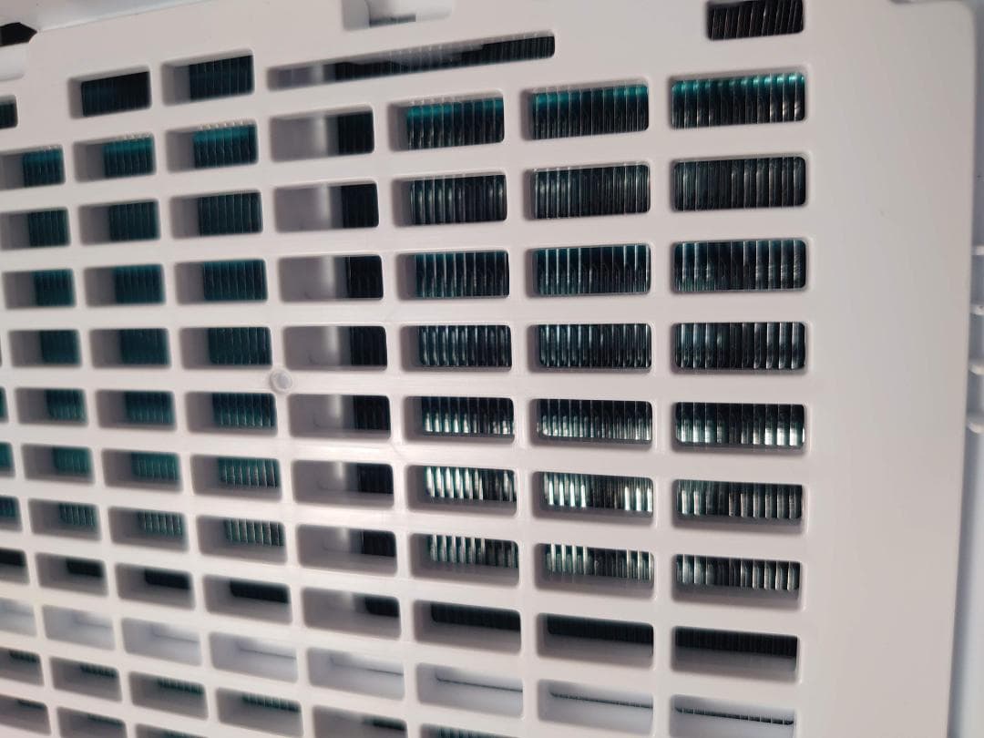 美品【2025年製】アイリスオーヤマ IPK-2305S ポータブルクーラー