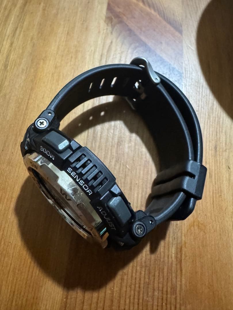 トオル様 CASIO PROTREK 電波ソーラー 時計