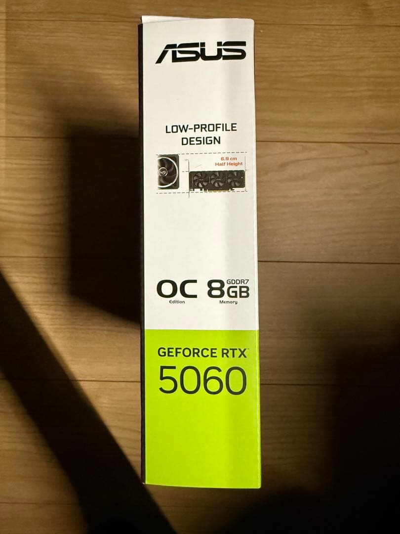 グラフィックボード・グラボ・ビデオカード ASUS GeForce RTX 5060 8GB LP